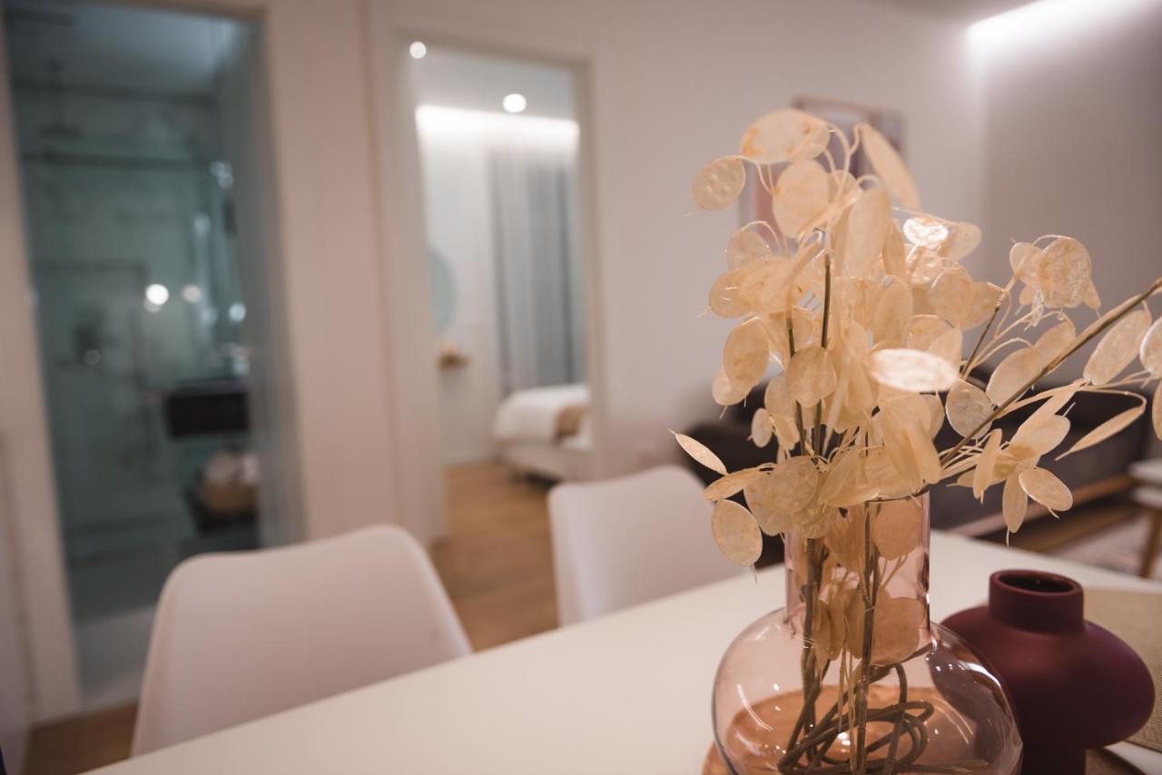 Tam Skanderbeg Square City Center Apartment No4 Tiranë Ngoại thất bức ảnh