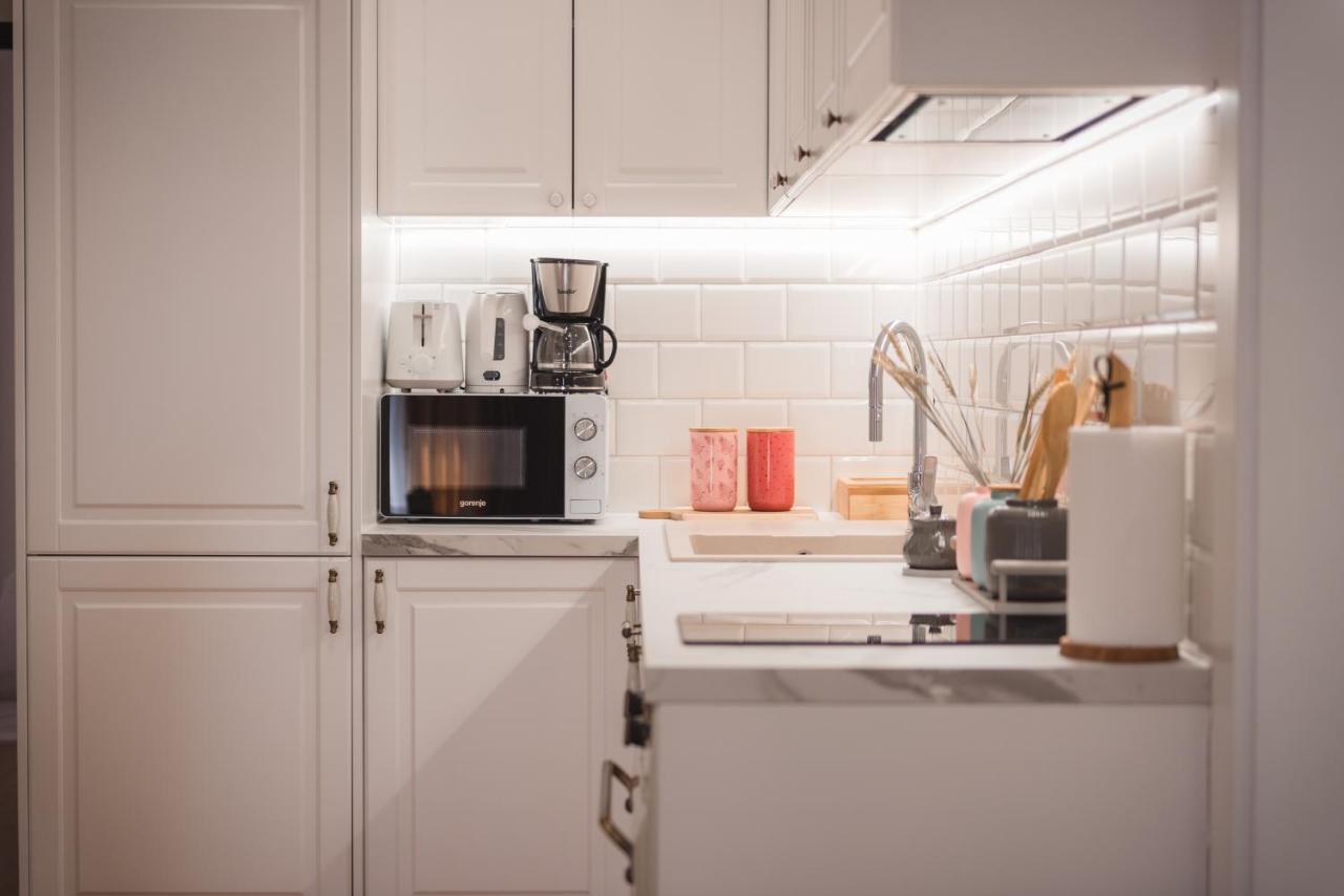 Tam Skanderbeg Square City Center Apartment No4 Tiranë Ngoại thất bức ảnh